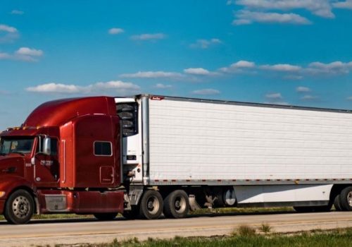 Drive-Smarter-with-a-Conestoga-Trailer-and-Swift-Trucx